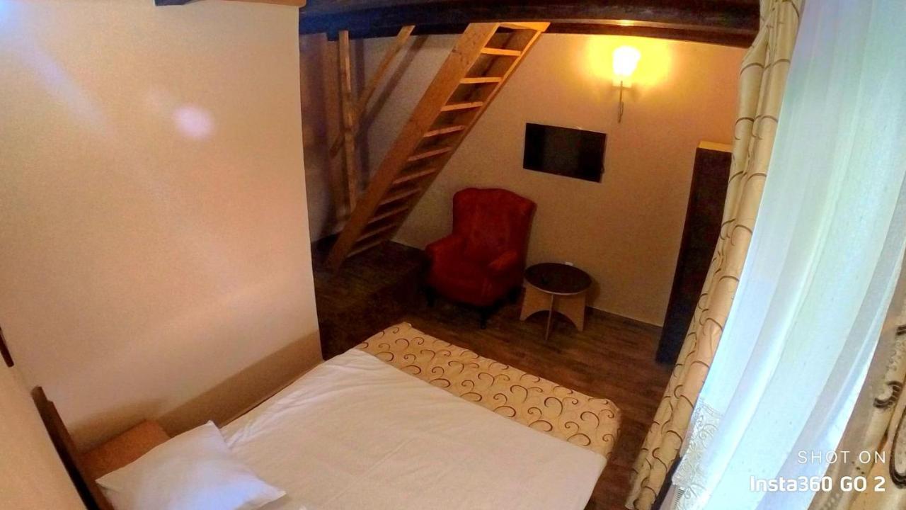 Vila Sura Razoare 锡吉什瓦拉 外观 照片